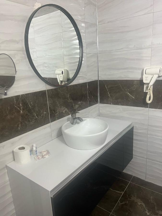 Uenaten Otel Gaziemir Eksteriør bilde