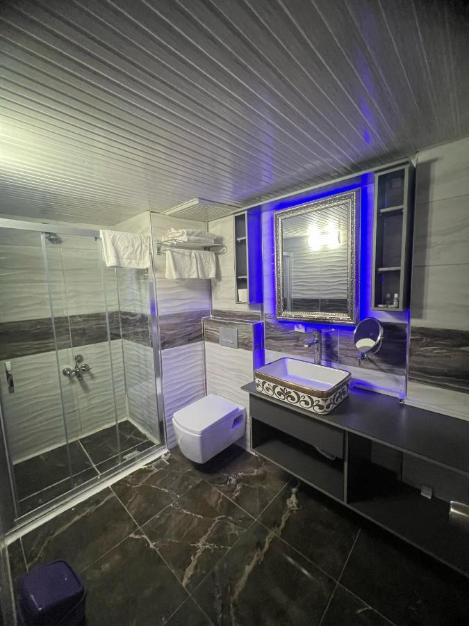 Uenaten Otel Gaziemir Eksteriør bilde